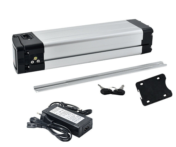 Pacchetto batteria di alta qualità da 36V Samsung Zhenlong Phylion Mifa Batteria agli ioni di litio Silverfish Style Batteria Ebike